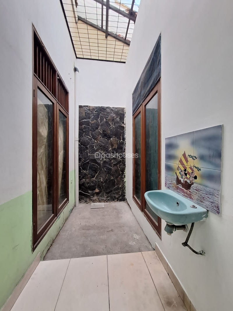 Jalan Poncol Indah Tangerang Selatan