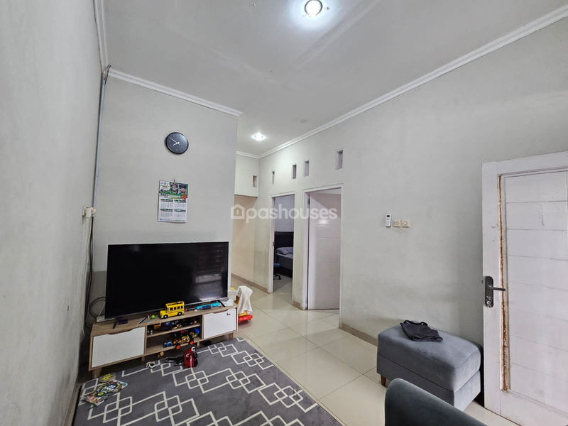 Perumahan Diamond Lake Side Blok Q3