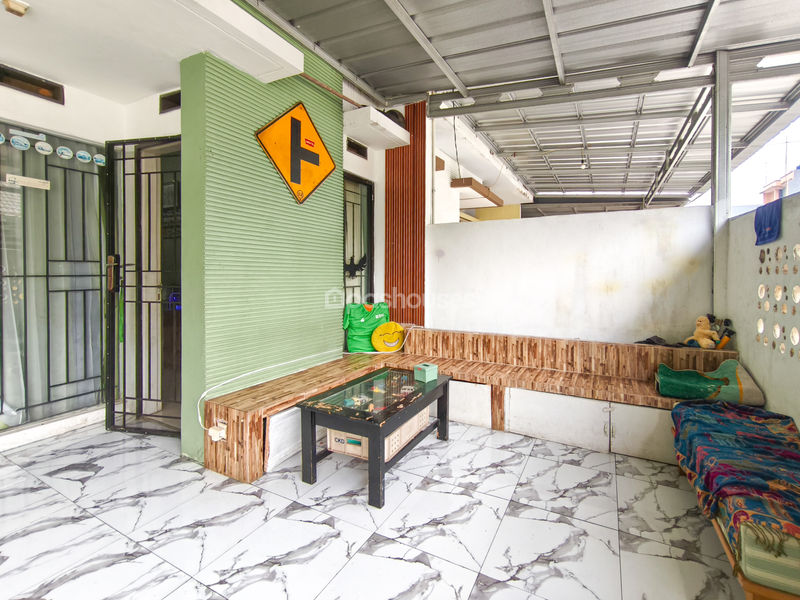 Graha Raya Cluster Verina Blok L No.32