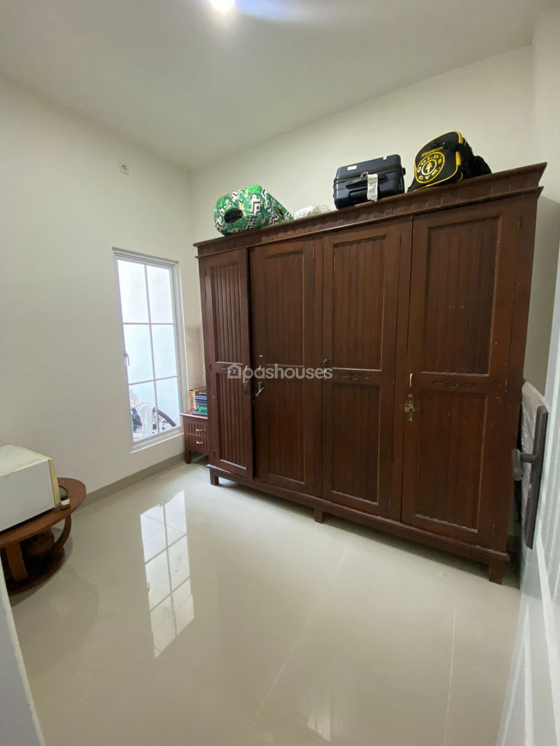 Perumahan Kembangan No.5B