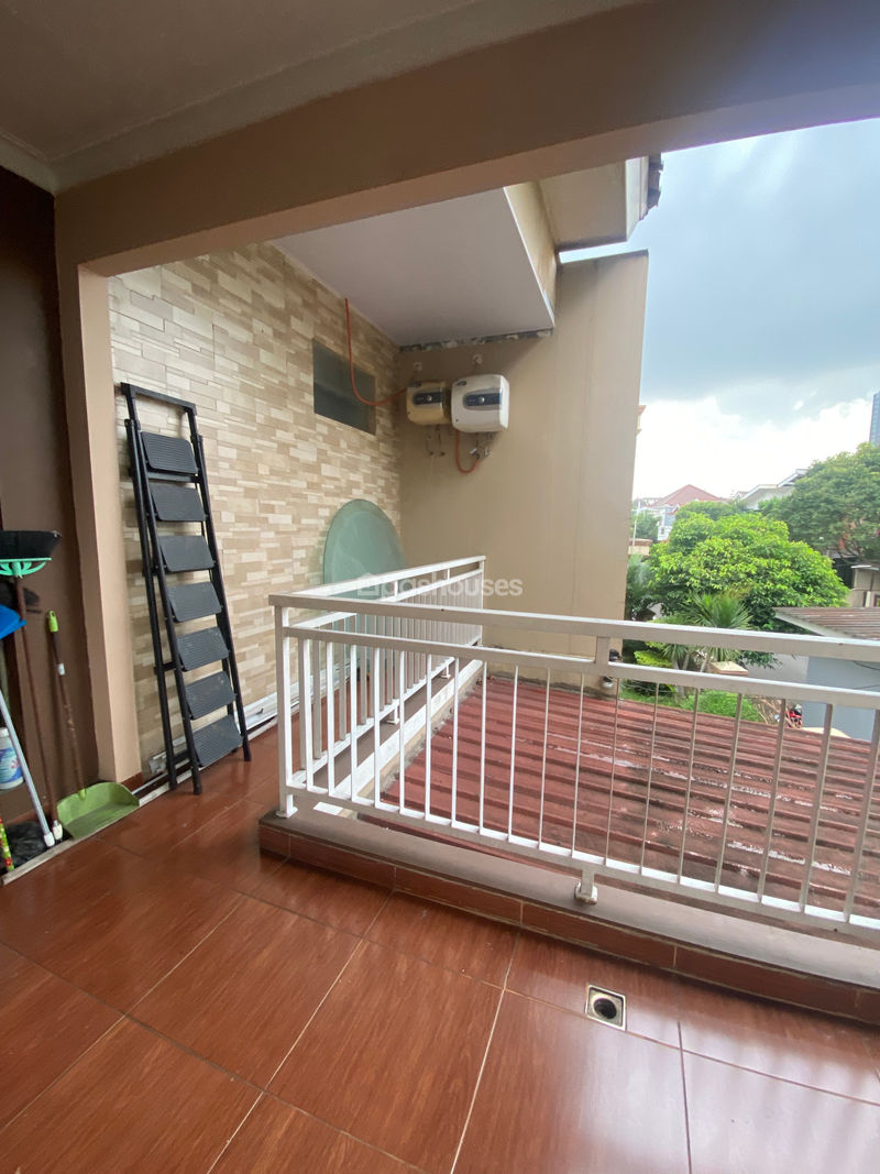 Jalan Rajawali 1 Blok HD12 No.4