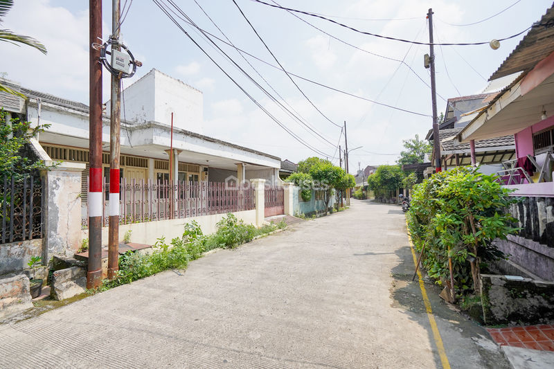 Jalan Kemang Raya Bekasi