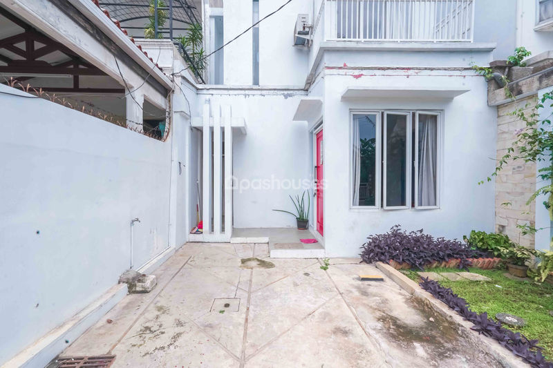 Jalan Lestari VI No.18A