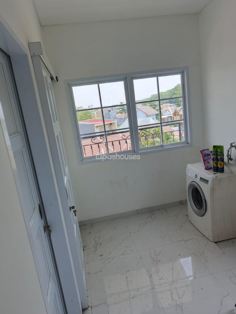 Mutiara Gading City Cluster Royal London Blok J5