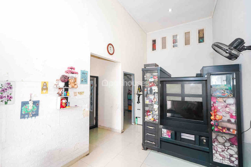 Perumahan Three Residence