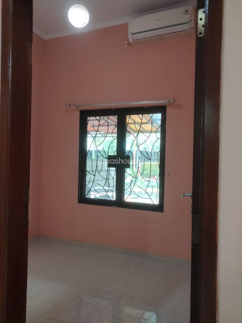 Puri Beta 2 Cluster Kiara Payung No.28
