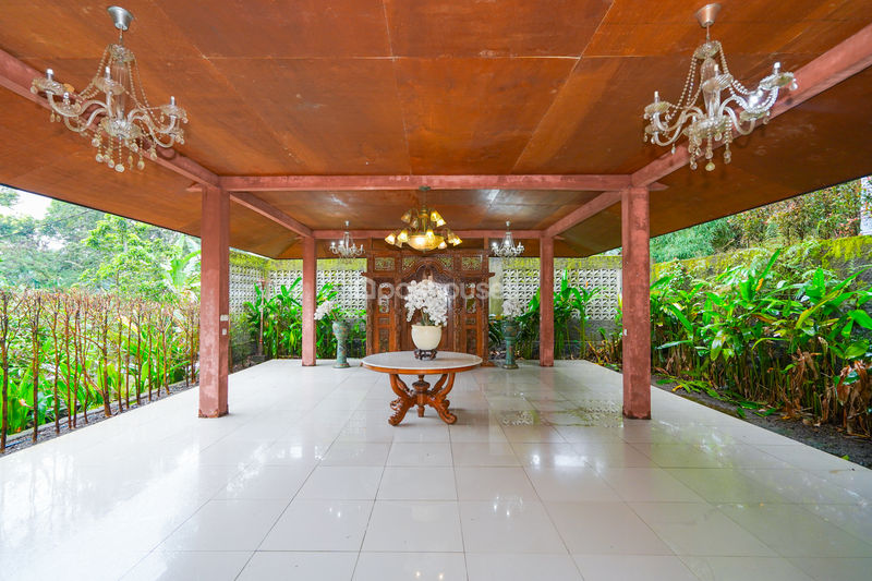 Villa Saung Ibu Bogor