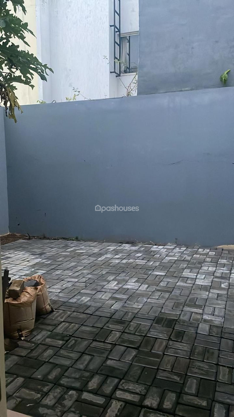 Residence One Cluster Sapphire No.60