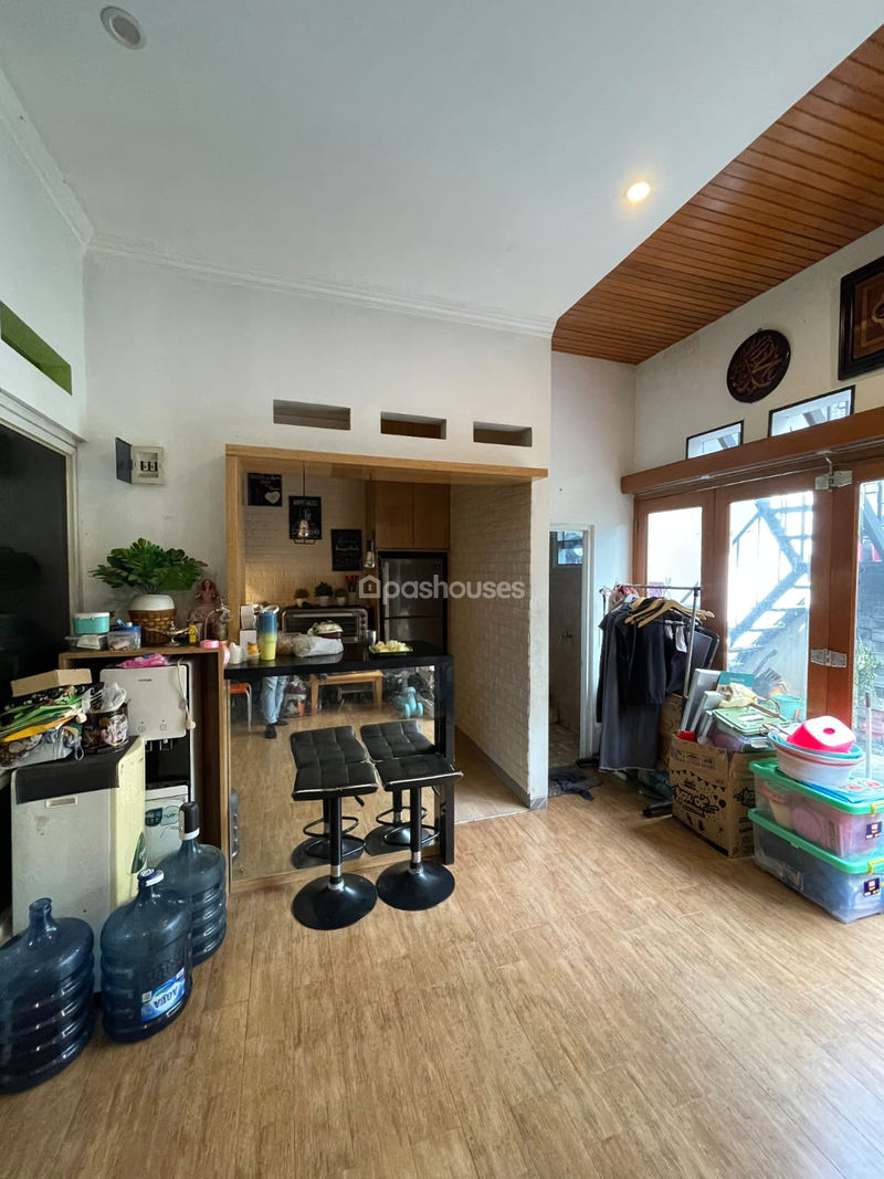 Jalan Lebak Para Kalisari No.28A