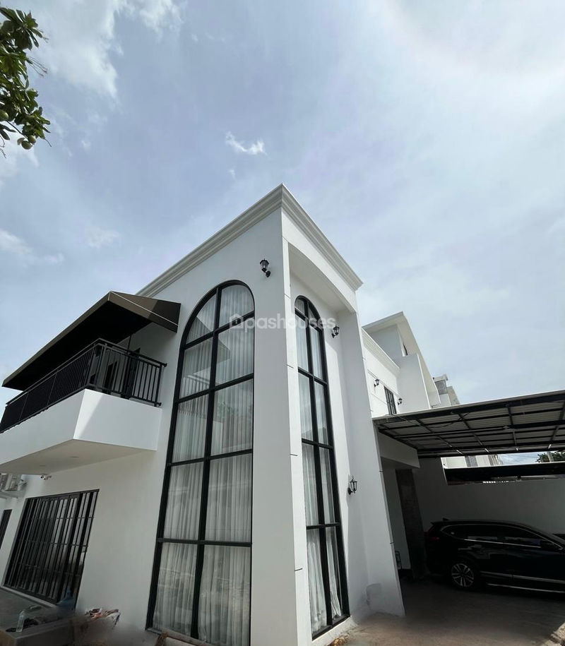 Perumahan Imperial Gading Blok E3 No.1