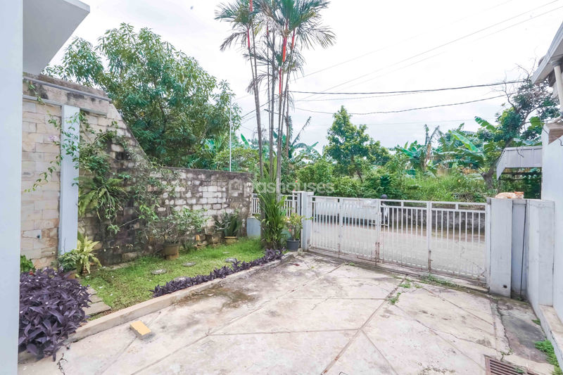 Jalan Lestari VI No.18A