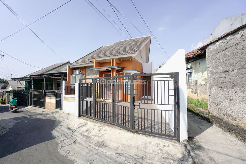 Jalan Jankes Cipayung