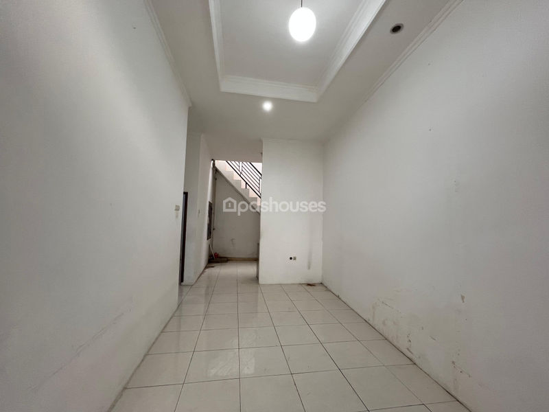 Jalan Selatan 8 No.39 Bekasi