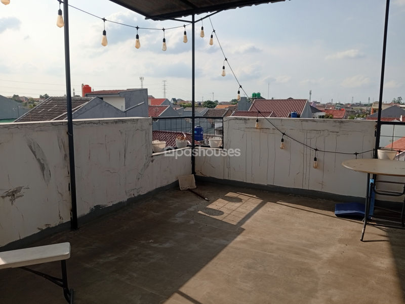 Perumahan Duta Kranji Blok A No.199