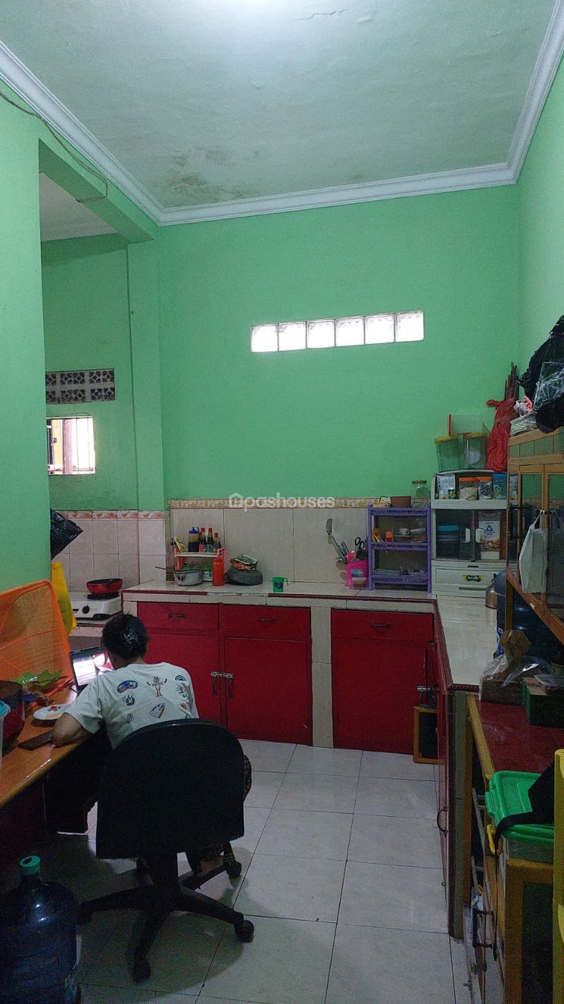 Jalan Kramat Barat Jakarta Timur