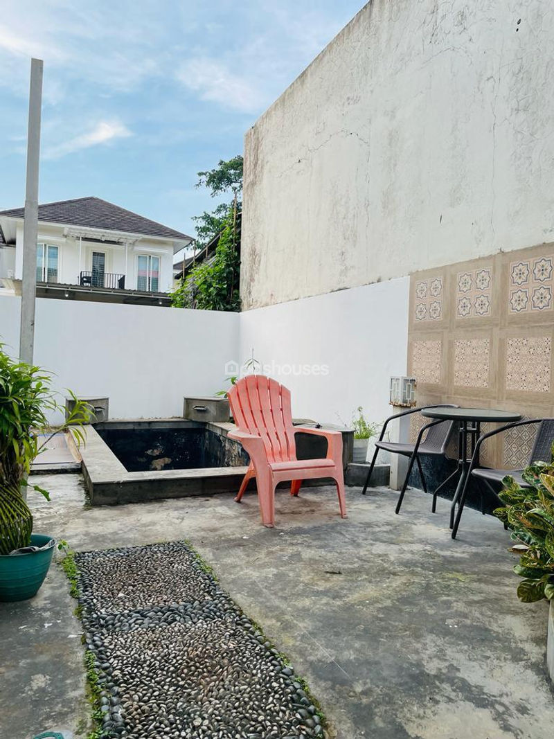 Perumahan Les Belles Maisons Blok F No.2