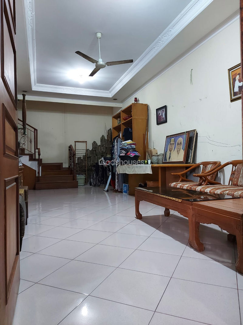 Jalan Kayu Putih Utara 3 No.17