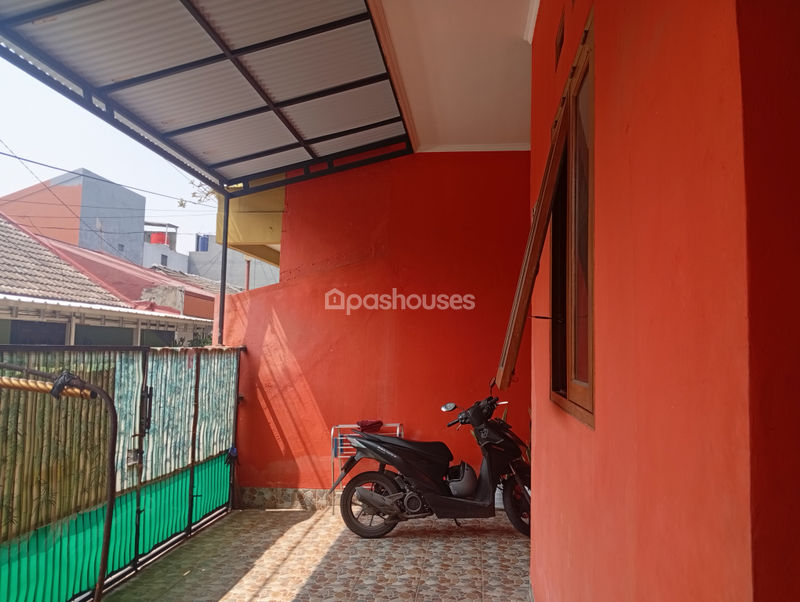 Perumahan Duta Kranji Blok B No.163