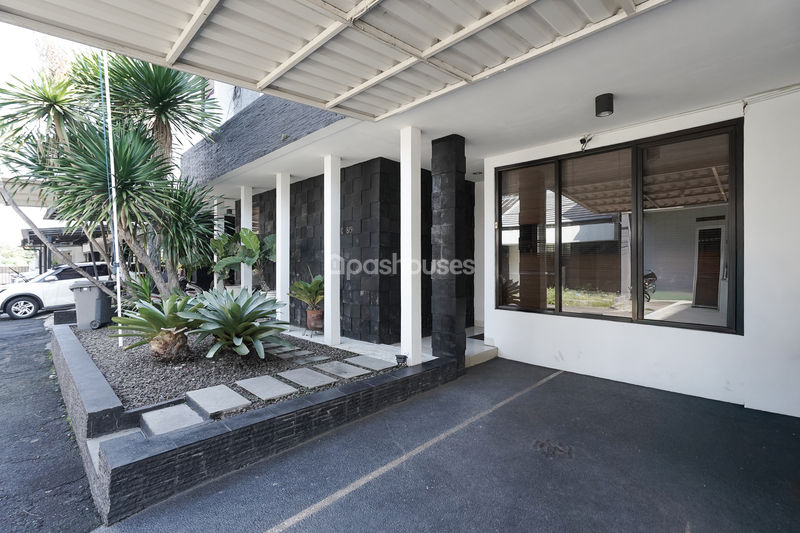 Jatiwaringin Townhouse 2 No.C8-9