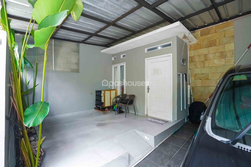 Perumahan Diamond Lake Side Blok G No.6