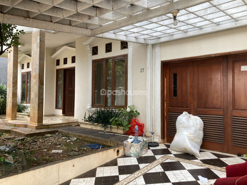 Citra Gran Cibubur Cluster Nusa Dua Blok B8 No.27