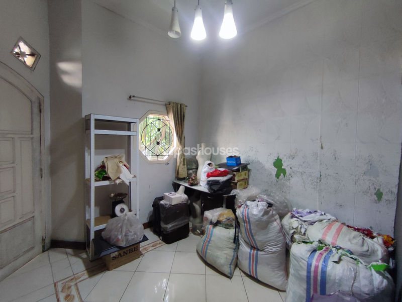 Jalan Keramat 1 No.14 Depok