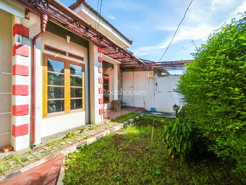 Bukit Cimanggu City Cluster Crysant Blok T1