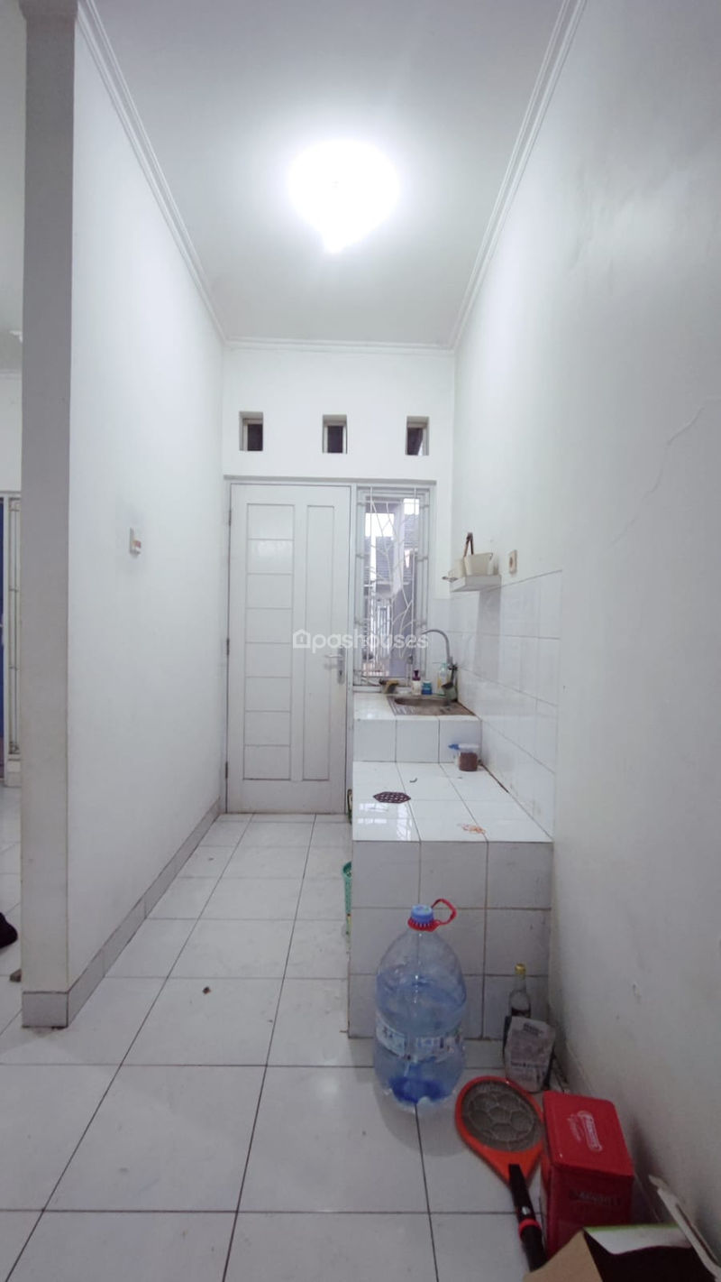 Perumahan Royal Park Residence Cluster Europa Blok C6 No.8