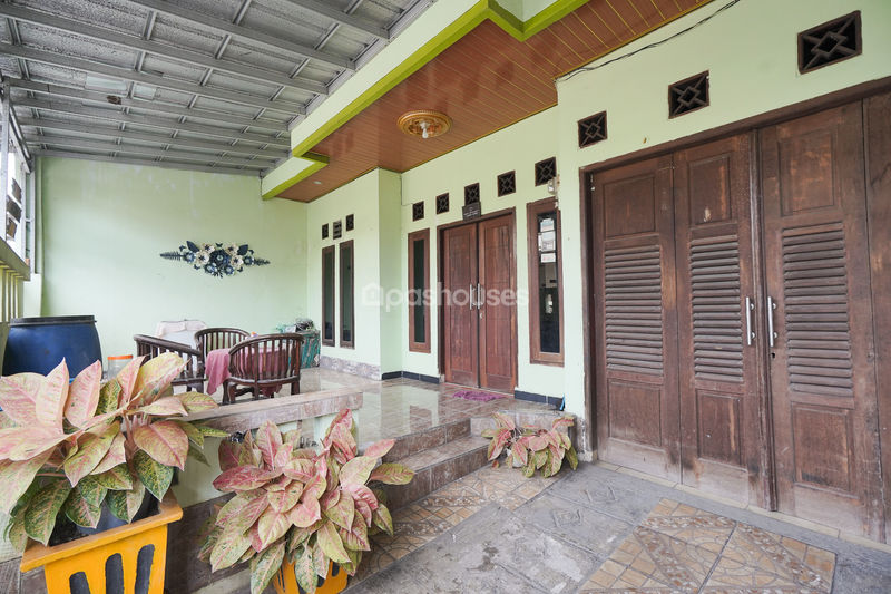 Jalan Nusantara Selatan 2 No.63