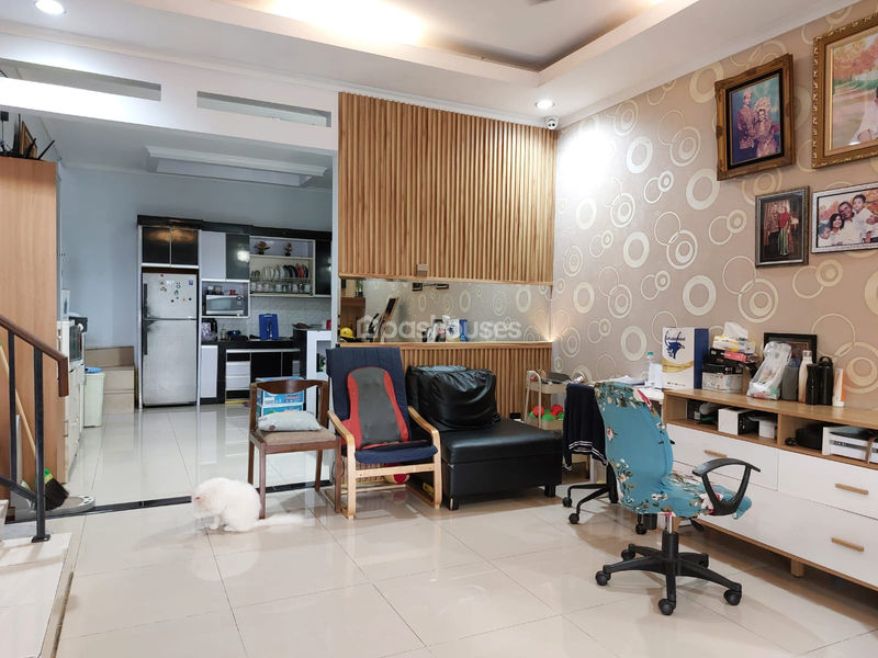 Kota Harapan Indah Cluster Harmoni Blok HZ5 No.10