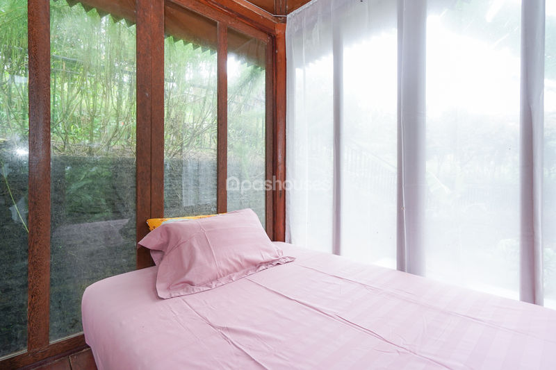 Villa Saung Ibu Bogor