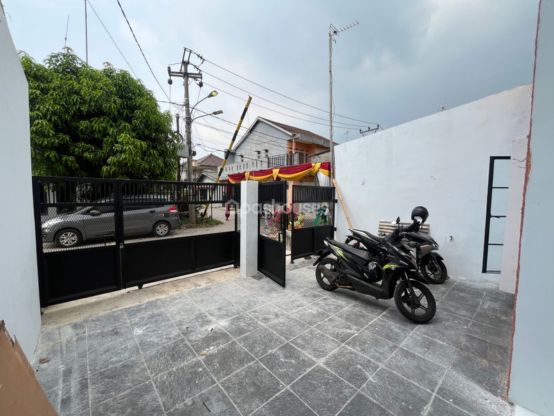 Perumahan Graha Melasti Blok FE1 No.20