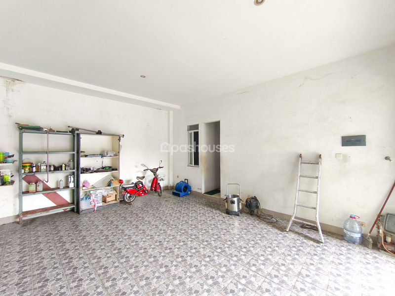 Perumahan Taman Royal 2 Cluster Parahyangan No.7