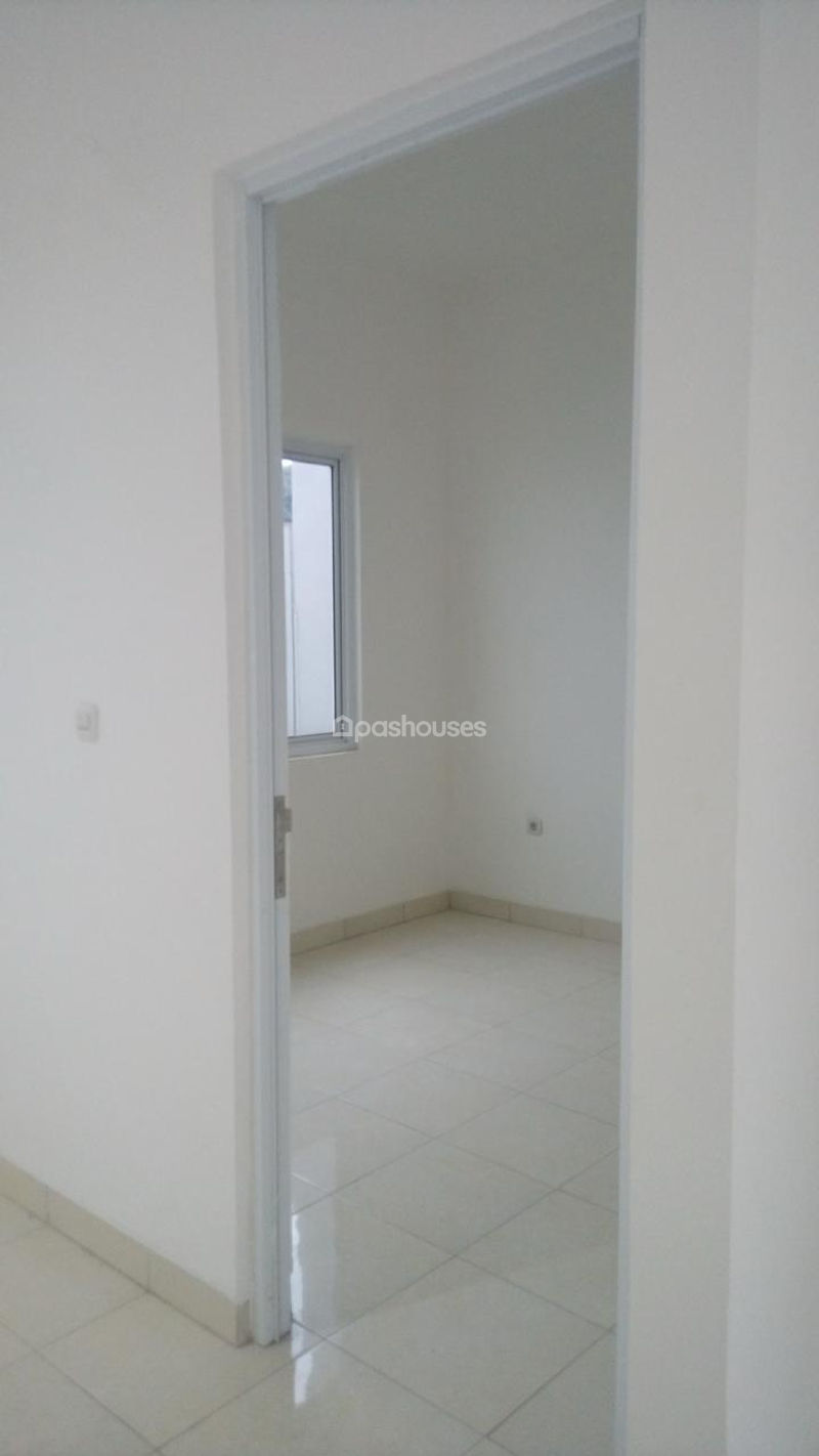 Serpong Lagoon Cluster Pelican Blok B3 No.19