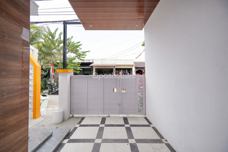 Perumahan Graha Melasti Blok FD1 No.4