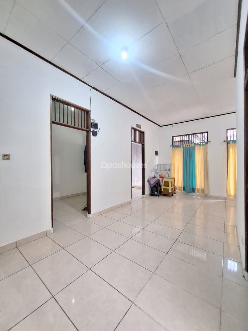 Jalan Poncol Indah Tangerang Selatan