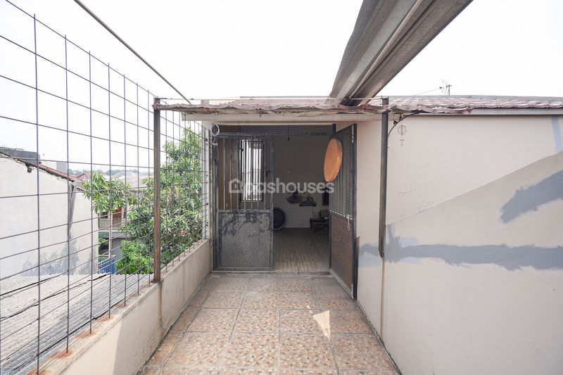Pondok Timur Indah (PTI), Jl. Intan Blok I no. 9