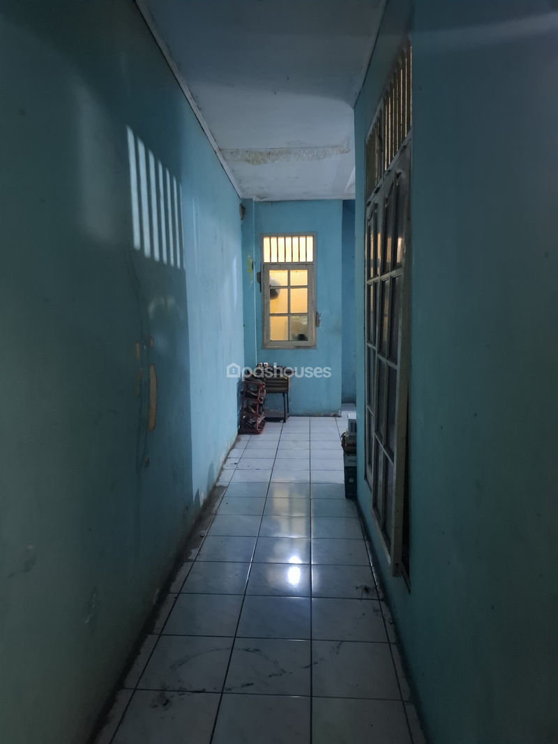 Jalan Masjid Nurul Iman II No.10