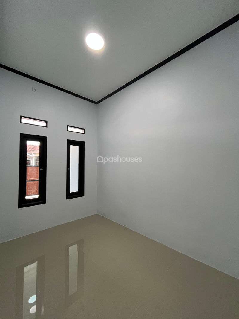 Villa Mutiara Gading 3 Blok H2 No.35