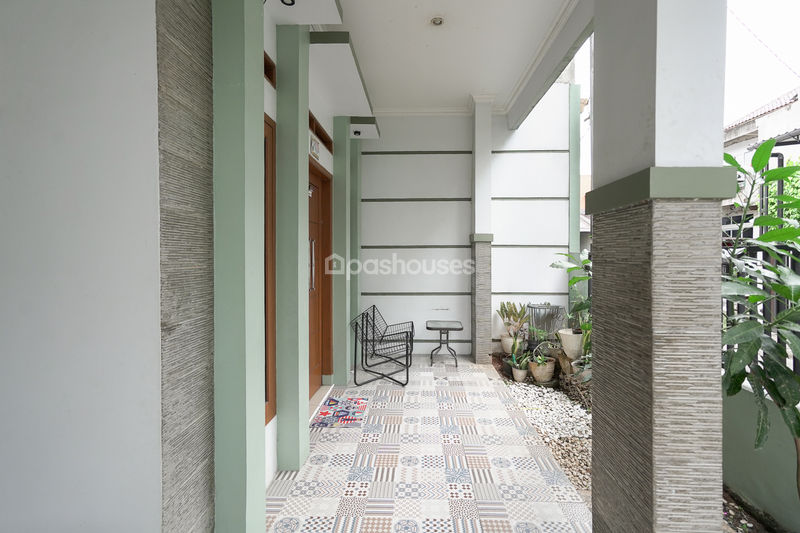 Jalan Pegasing 3 No.28 Cipayung