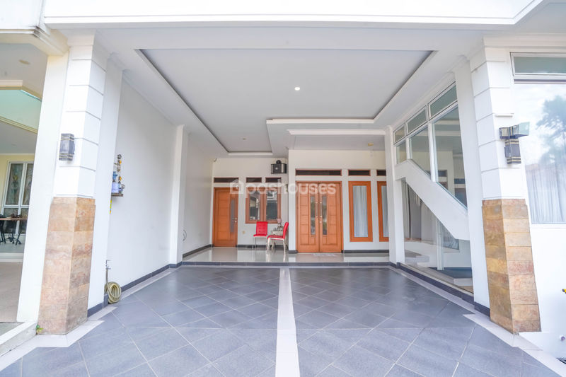 Perumahan Puri Gading Villa Tampak Siring Blok B4