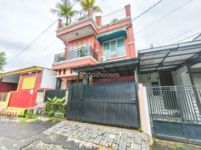 Perumahan Acropolis Karadenan Blok KQ No.15