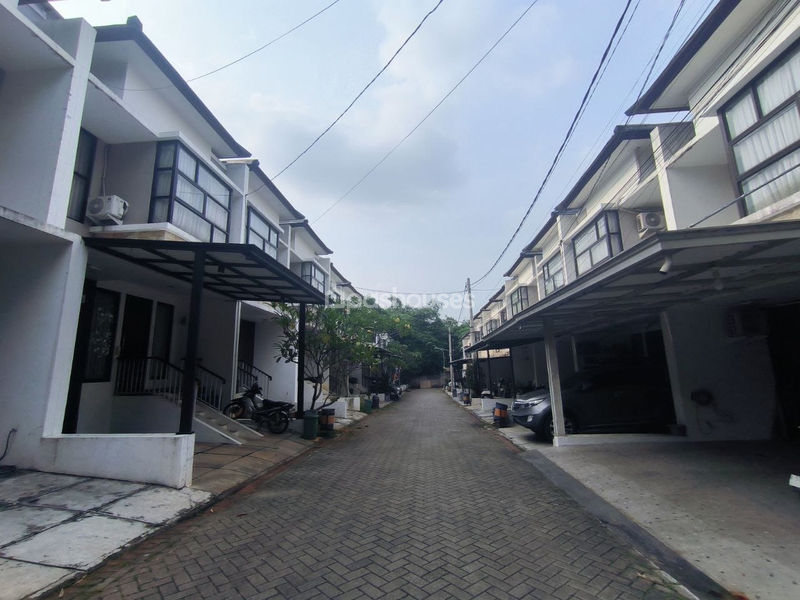 Cluster The Villas Serpong Blok C02