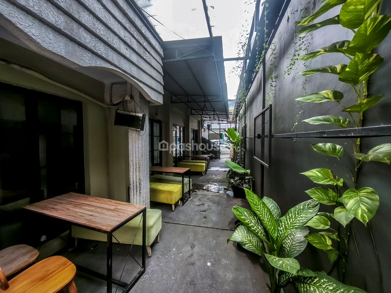 Jalan MT Haryono No.37 Tangerang