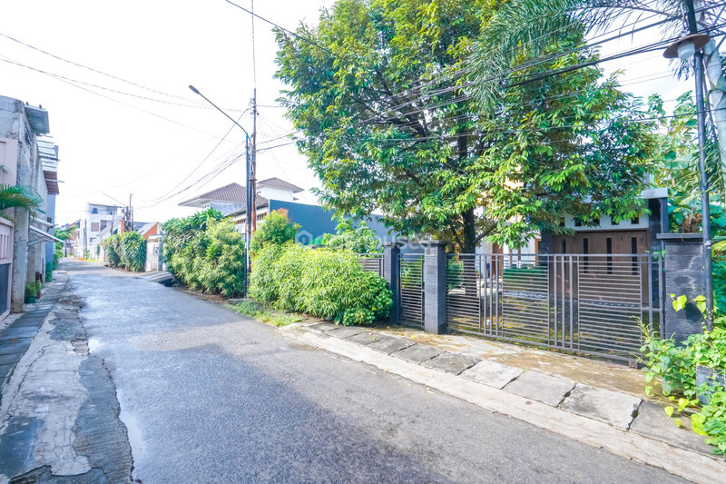 Jalan Swadaya Depok