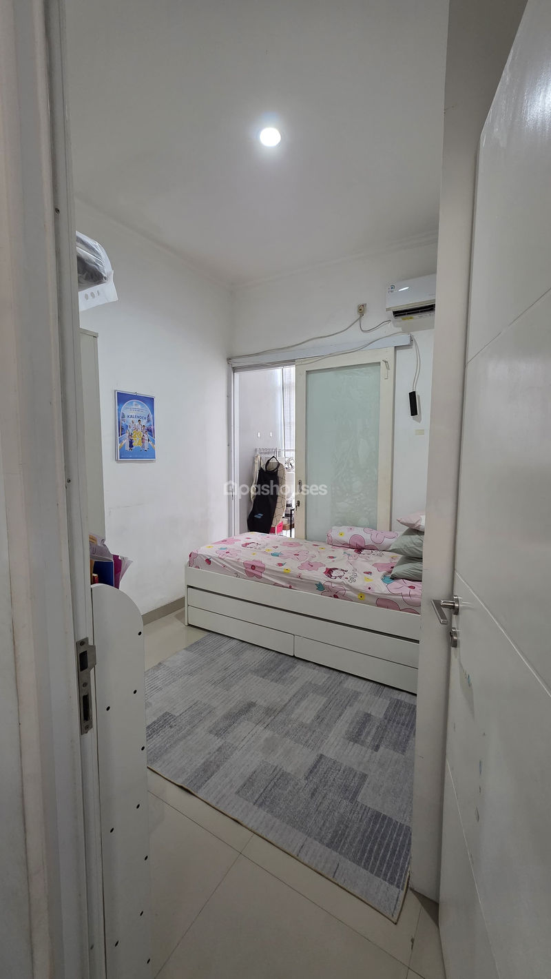 Cluster Cinere Grove No.15