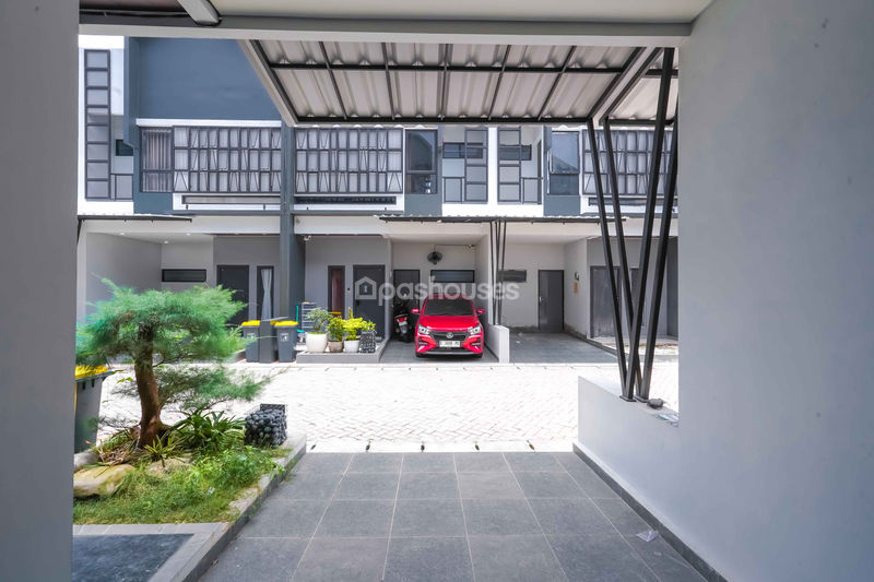 Perumahan Granada Residence No.5
