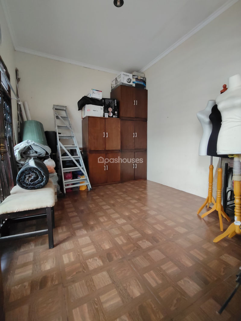 Jalan Danau Medara B1 No.112