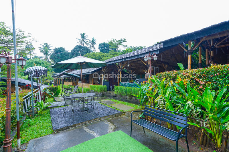 Villa Saung Ibu Bogor