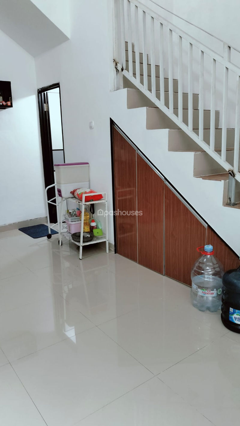 Jalan Sawo Kupu Bombay Depok